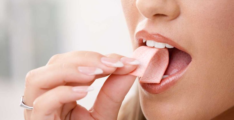 Ask Your Dentist: Can You Eat or Chew Gum with Invisalign?
