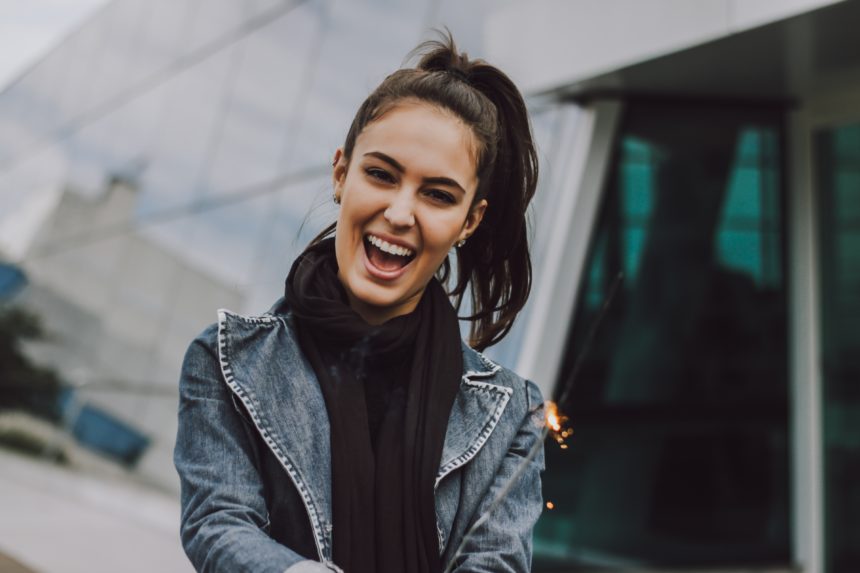 Teeth Whitening: 5 Things to Know Before Whitening Those Pearls
